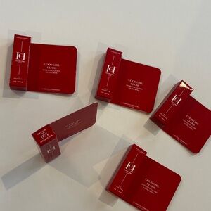 Carolina Herrera good girl gloss (975 opulent pink) 5 mini lip gloss